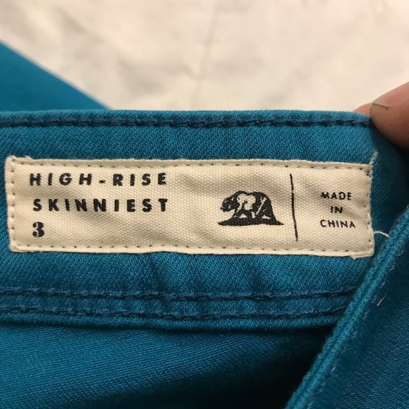 ๐ Bullhead Denim Co. High Rise Jeans - Picture 7 of 16